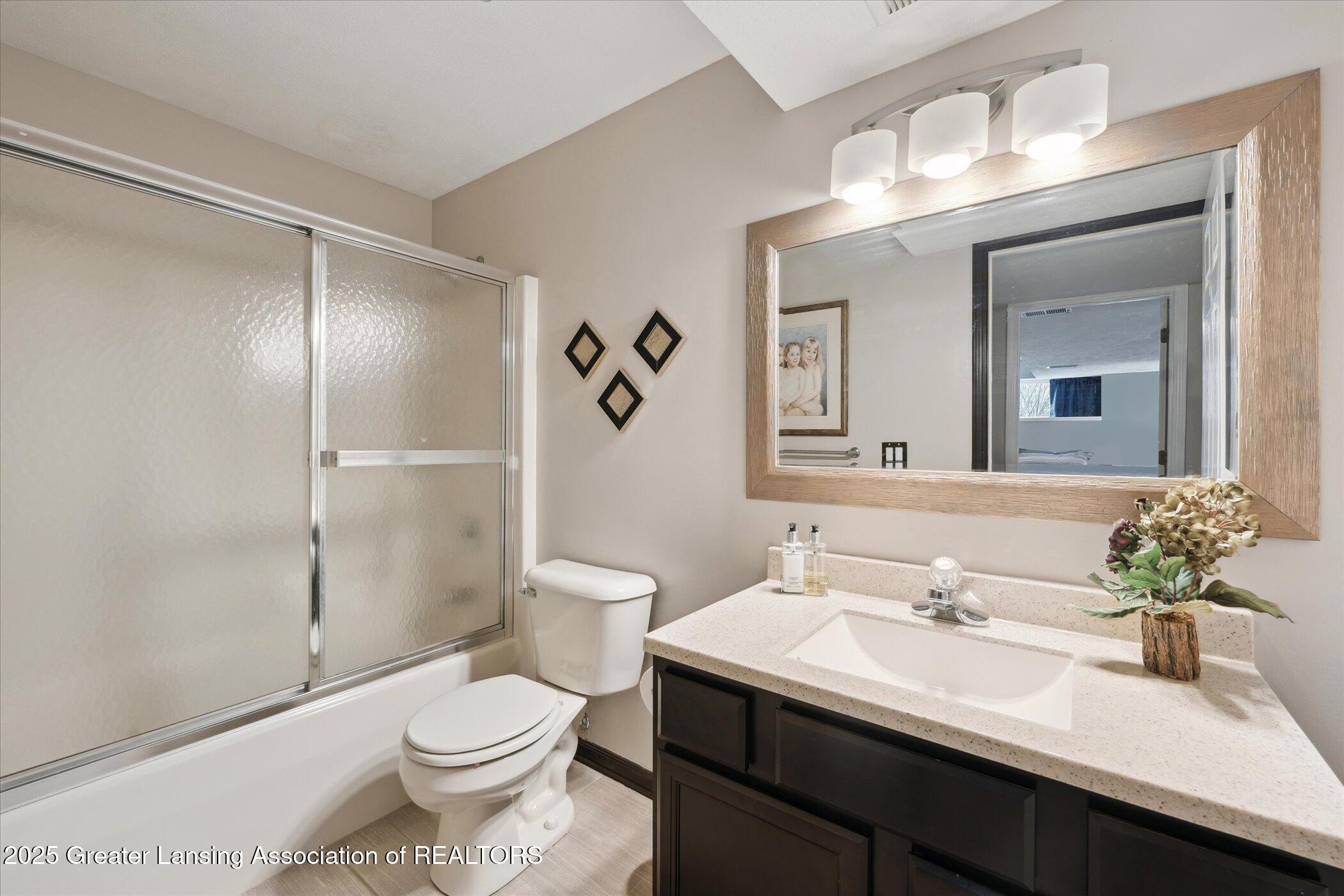 2415 North Aurelius Road, Unit 7 Holt, MI 48842 - Photo 17 of 34 20-2415-Aurelius-Rd-#7-Holt-MI-48842--03