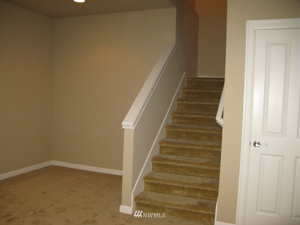 11175 Northeast 162nd Street Bothell, WA 98011 - Photo 20 of 25 Gallery Image 20