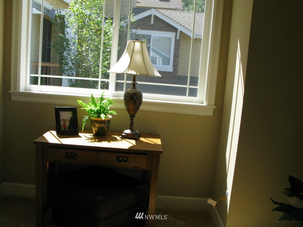 11175 Northeast 162nd Street Bothell, WA 98011 - Photo 9 of 25 Gallery Image 9