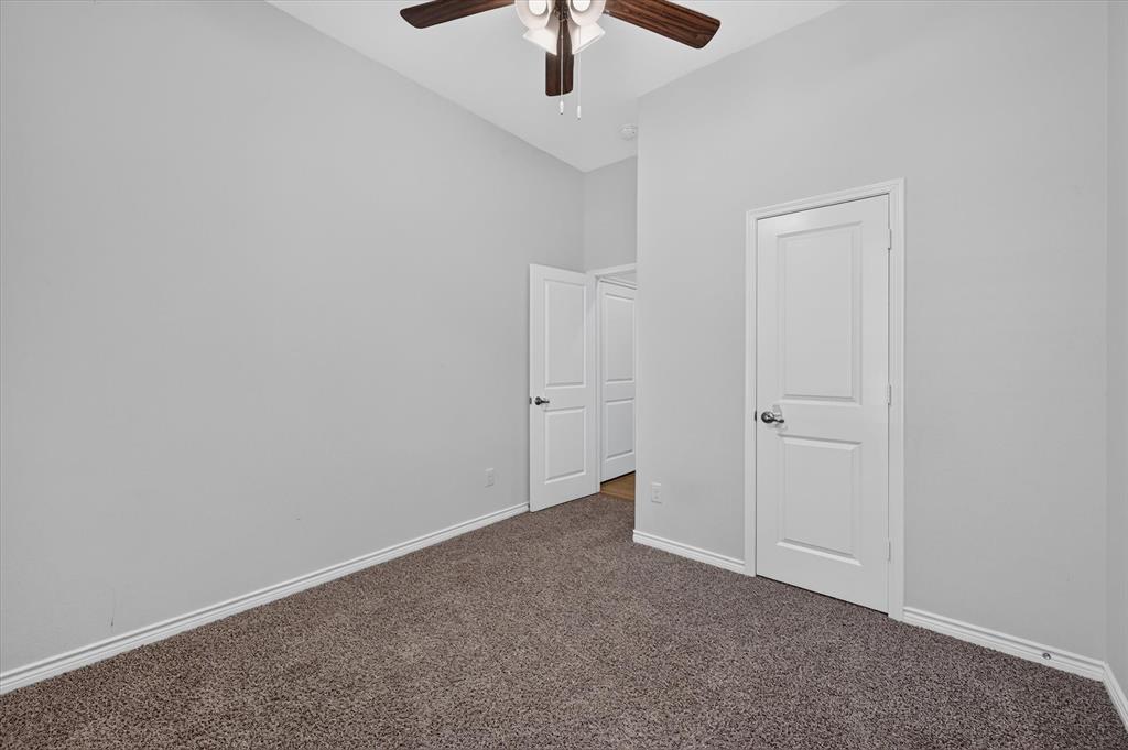 3703 High Country Road Aubrey, TX 76227 - Photo 18 of 32 Gallery Image 18