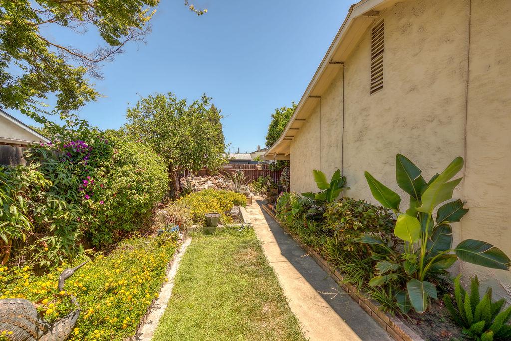 3333 Mesquite Way Modesto, CA 95355 - Photo 41 of 44
