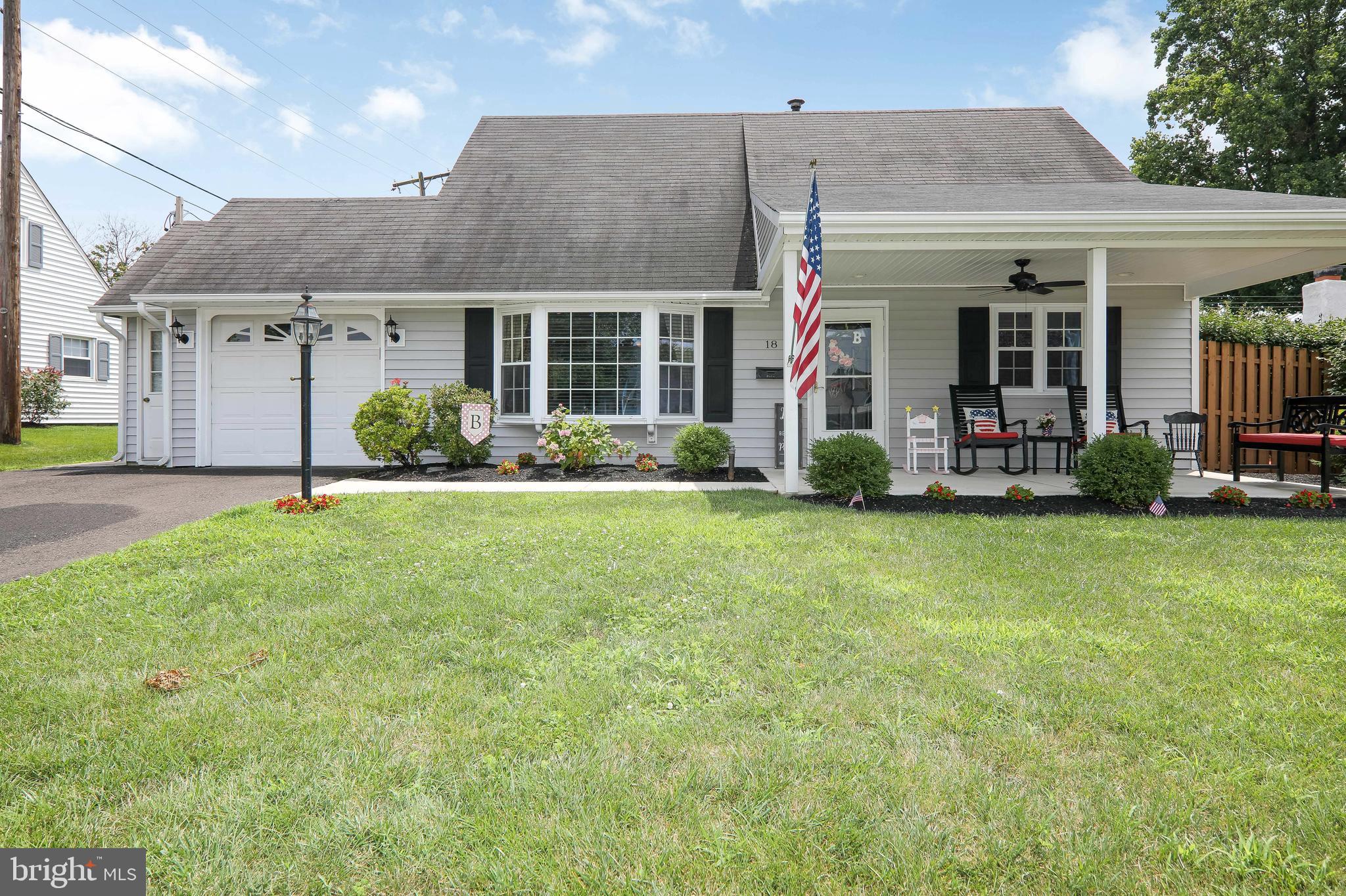 18 Hedge Road Levittown, PA 19056 - Photo 1 of 49 Gallery Image 1