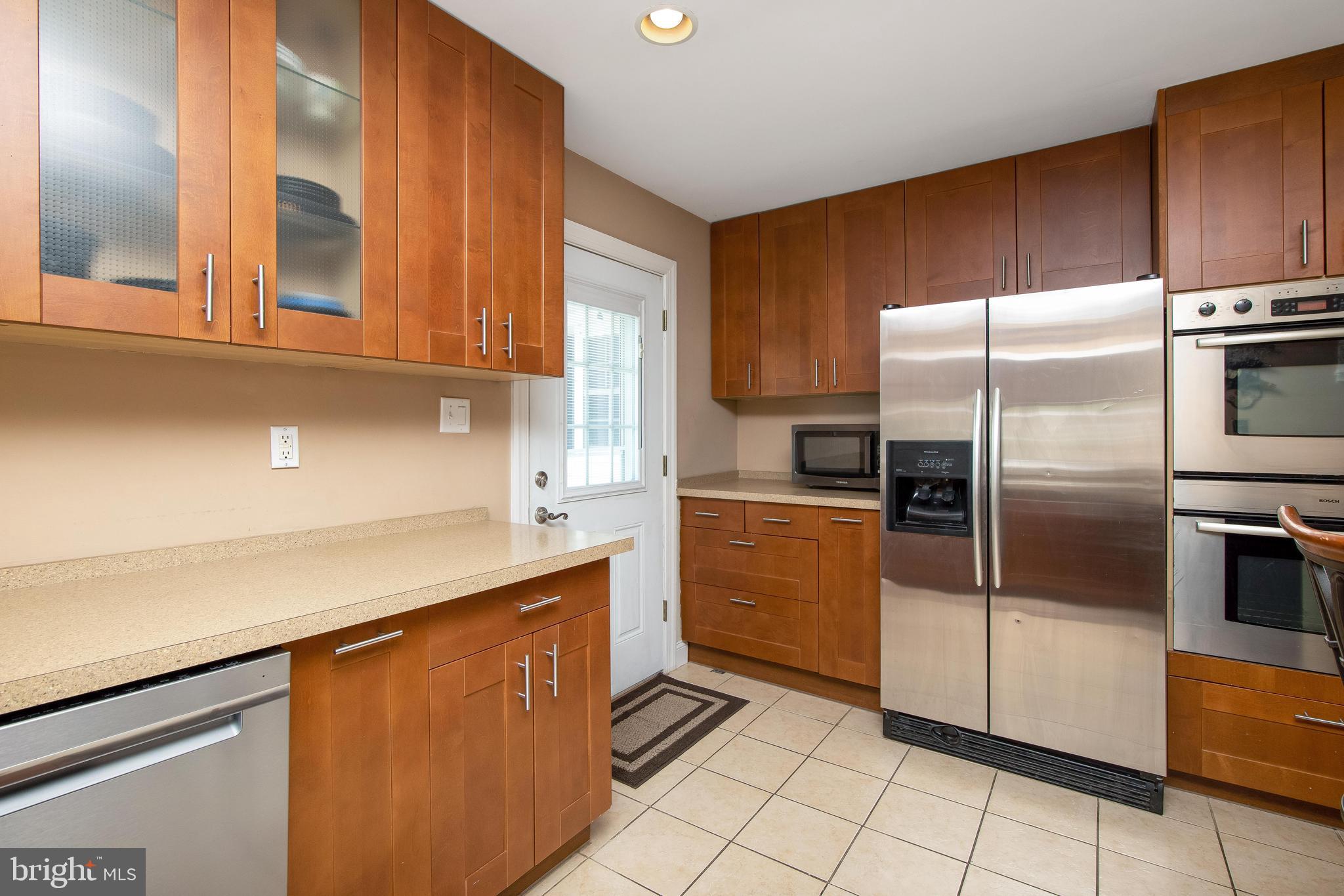 18 Hedge Road Levittown, PA 19056 - Photo 17 of 49 Gallery Image 17