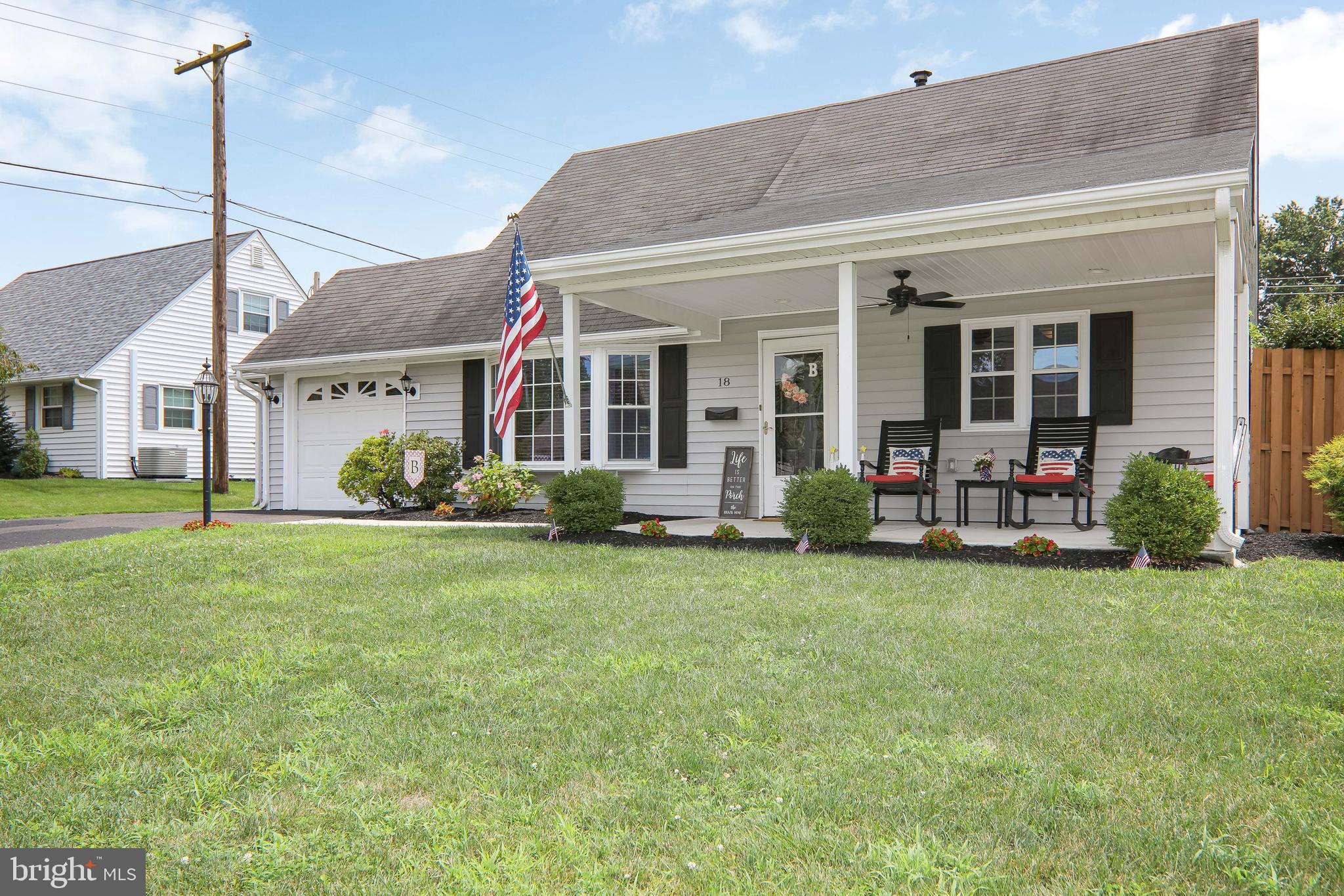 18 Hedge Road Levittown, PA 19056 - Photo 3 of 49 Gallery Image 3