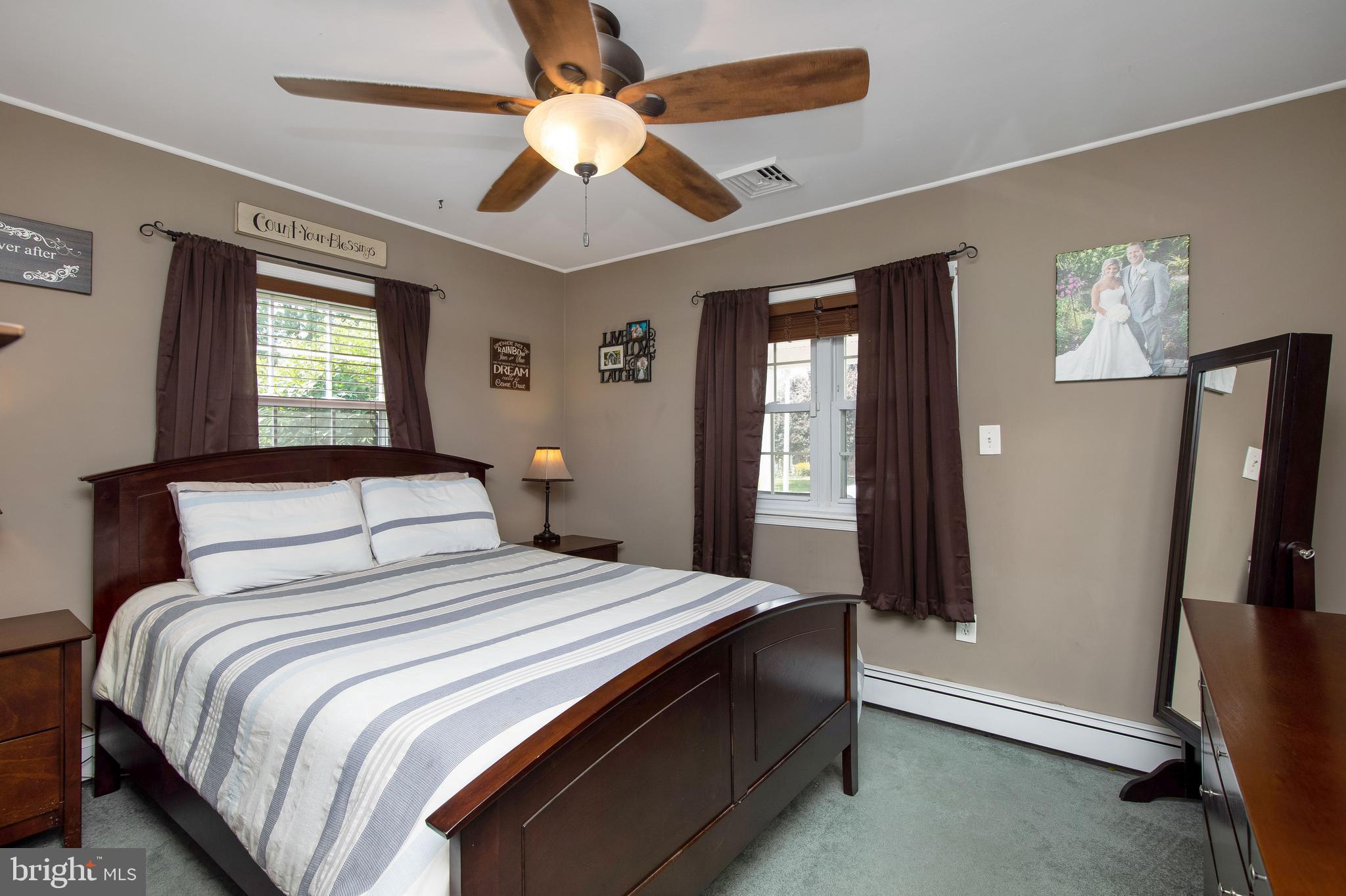 18 Hedge Road Levittown, PA 19056 - Photo 22 of 49 Gallery Image 22