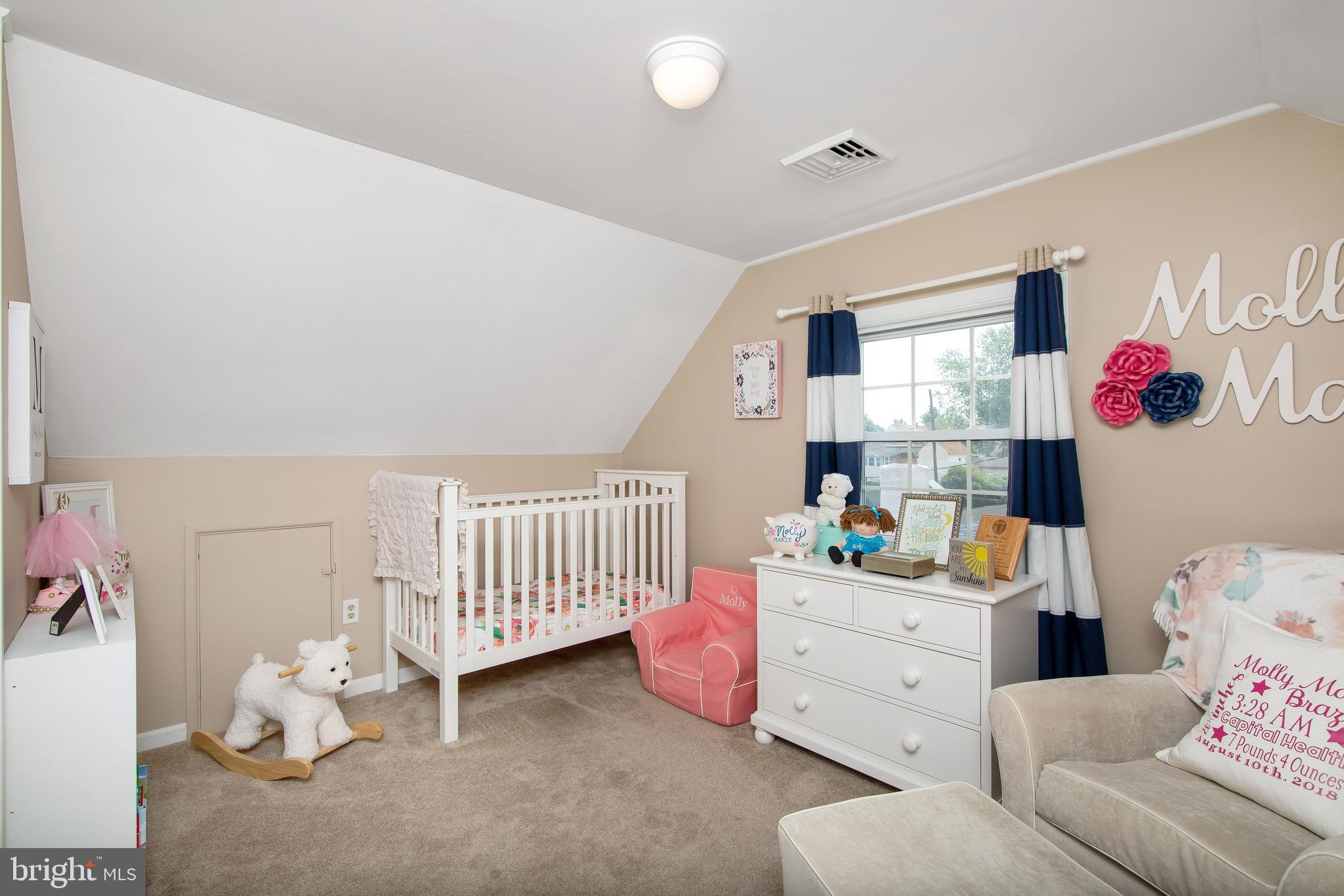 18 Hedge Road Levittown, PA 19056 - Photo 30 of 49 Gallery Image 30