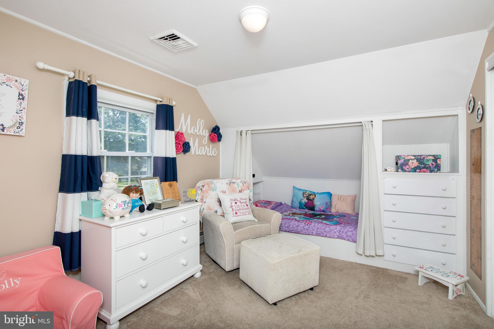18 Hedge Road Levittown, PA 19056 - Photo 31 of 49 Gallery Image 31