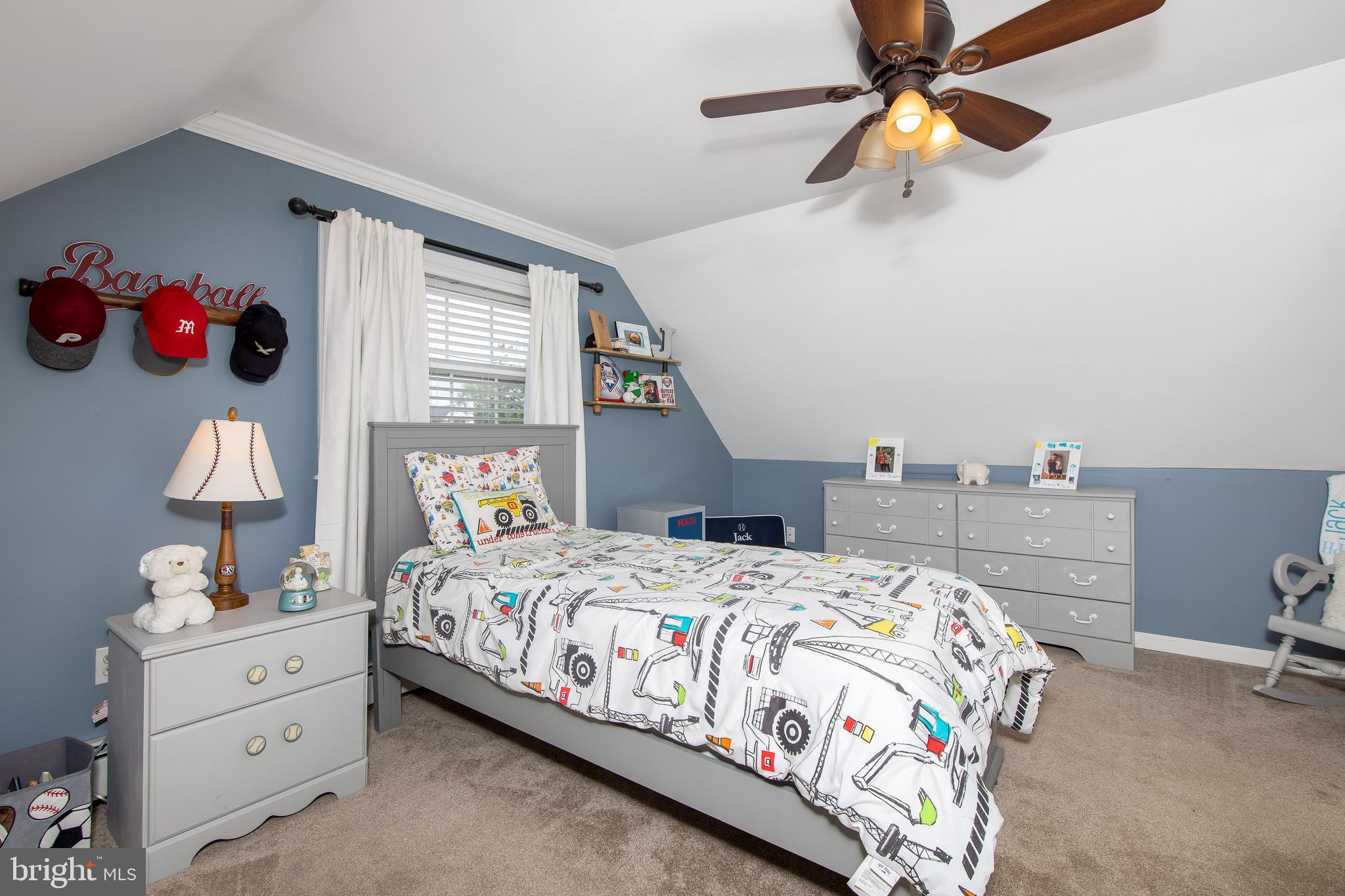 18 Hedge Road Levittown, PA 19056 - Photo 35 of 49 Gallery Image 35