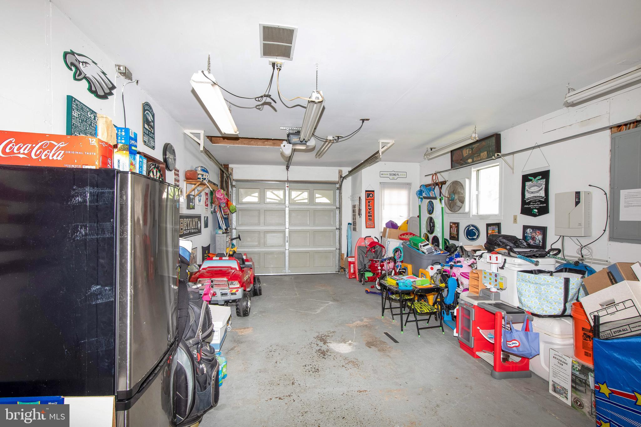 18 Hedge Road Levittown, PA 19056 - Photo 41 of 49 Gallery Image 41