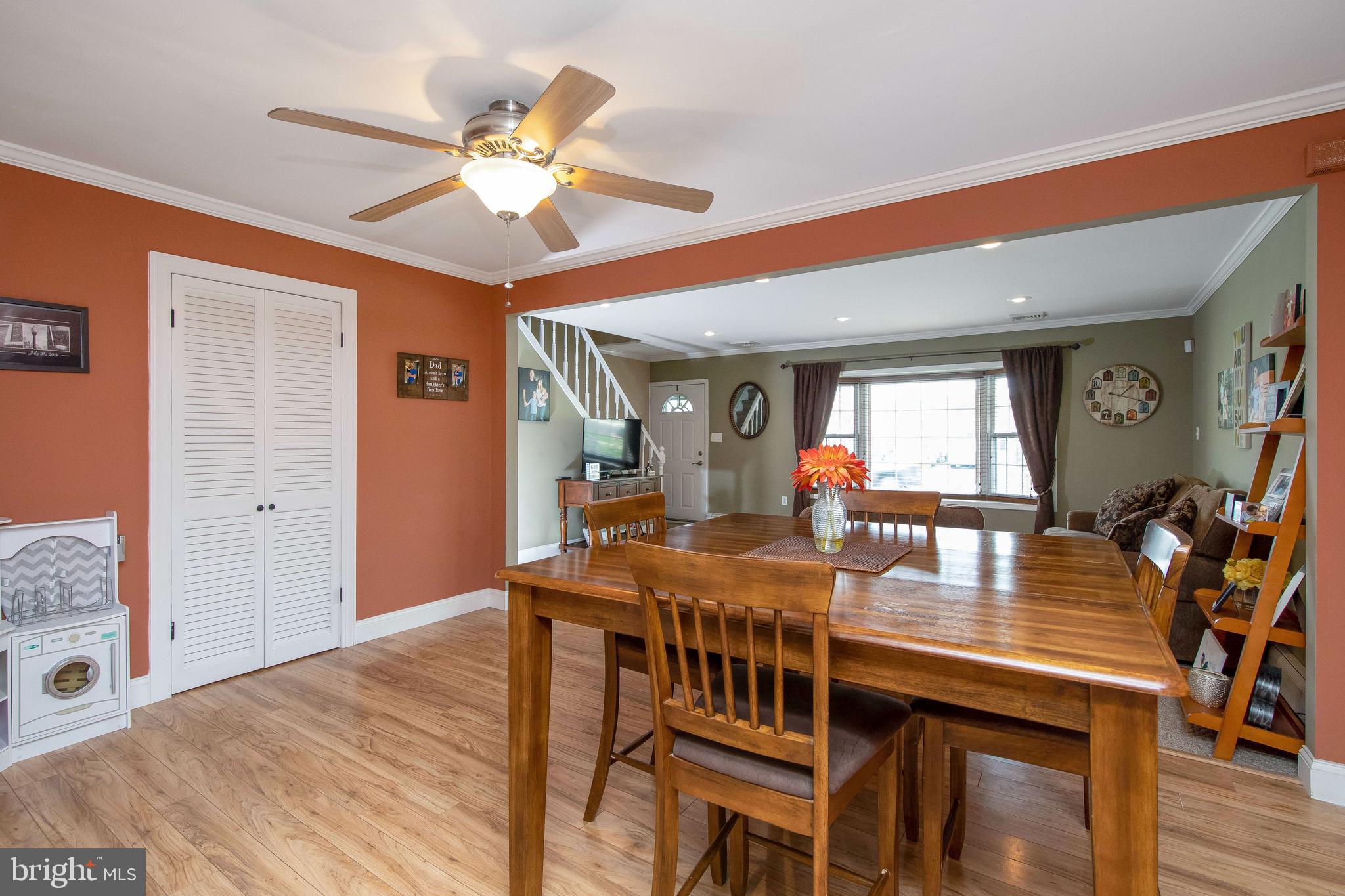 18 Hedge Road Levittown, PA 19056 - Photo 10 of 49 Gallery Image 10