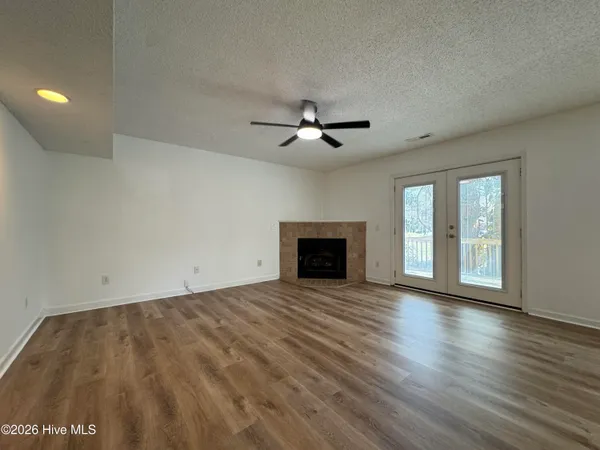 $2,295 | 935 Birch Creek Drive, Wilmington, NC 28403