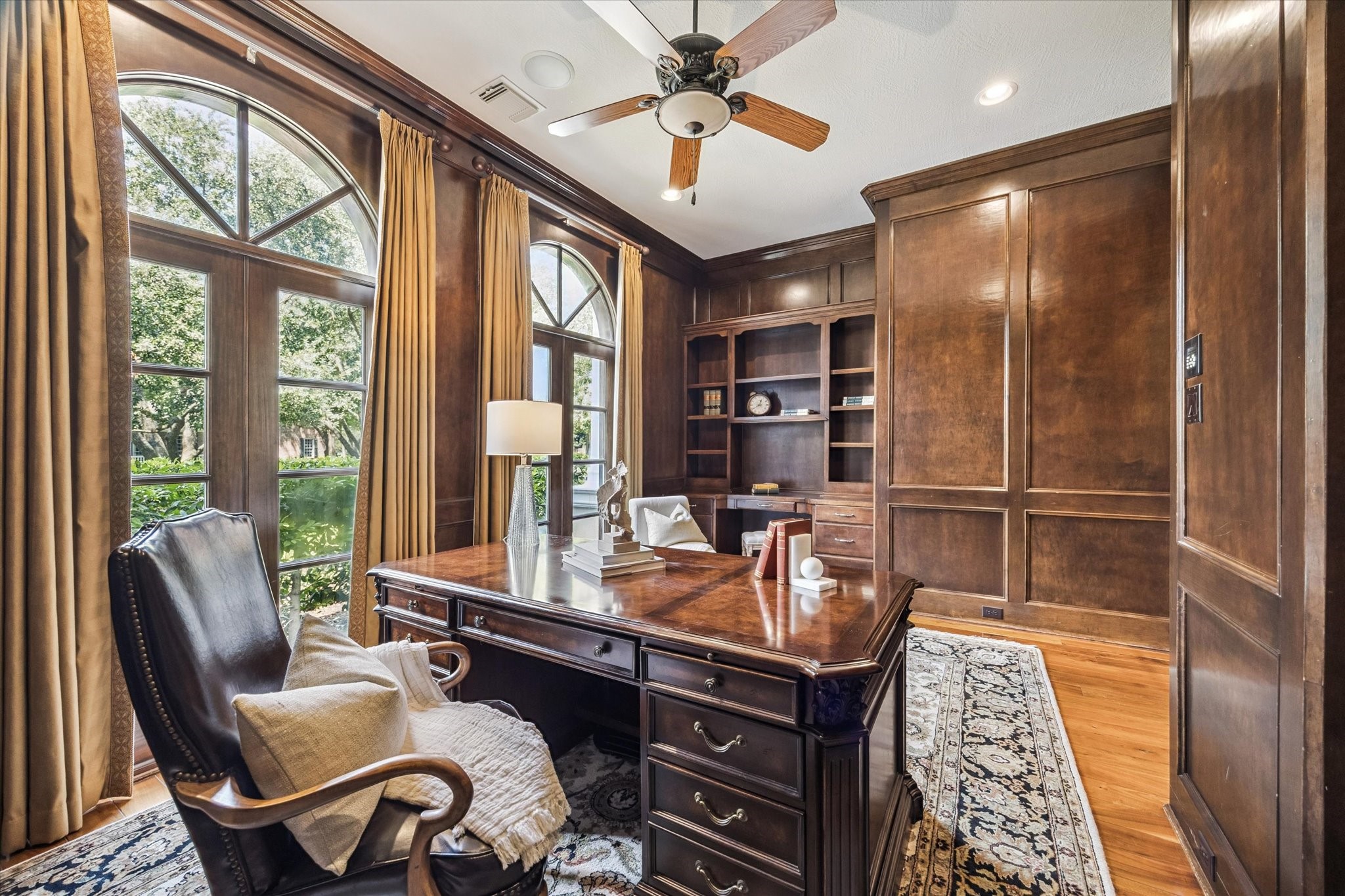570 Lanecrest Lane Houston, TX 77024 - Photo 12 of 36 a dining room with furniture and a floor to ceiling window