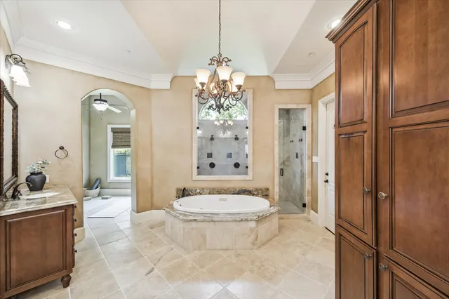 $3,450,000 | 570 Lanecrest Lane, Houston, TX 77024