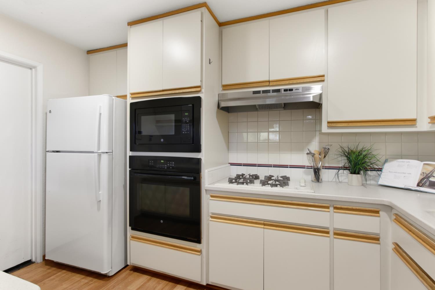 2033 Manet Place Davis, CA 95618 - Photo 17 of 56