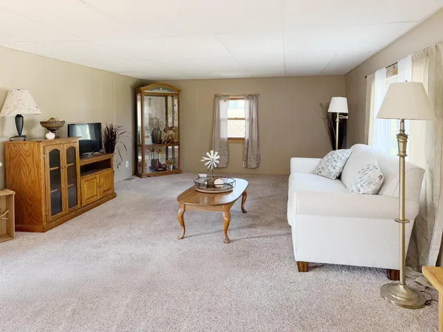 $154,900 | 18520 Cth R, Denmark, WI 54208