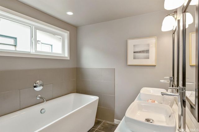 $1,200,000 | 823 Edgemar Avenue, Pacifica, CA 94044