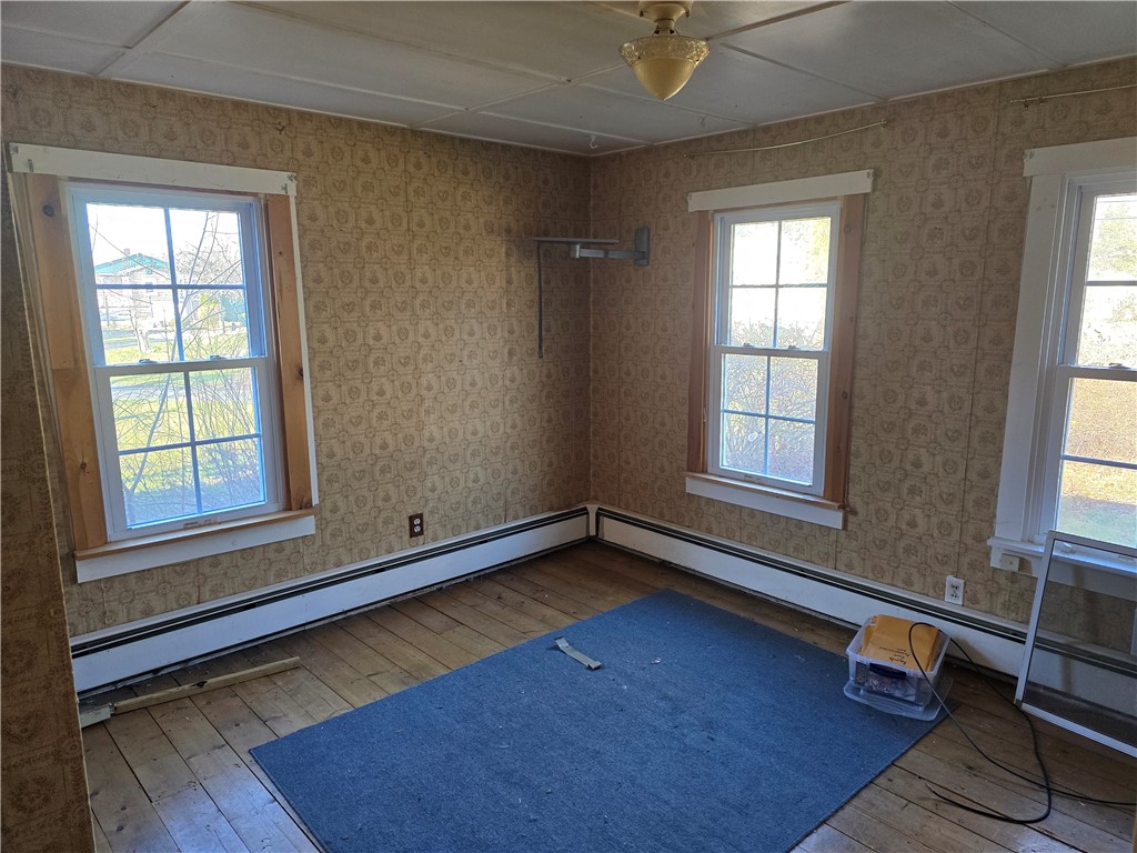 22 Oak Street Hopkinton, RI 02804 - Photo 15 of 33