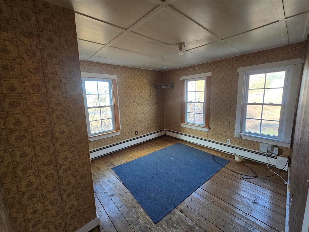 22 Oak Street Hopkinton, RI 02804 - Photo 16 of 28