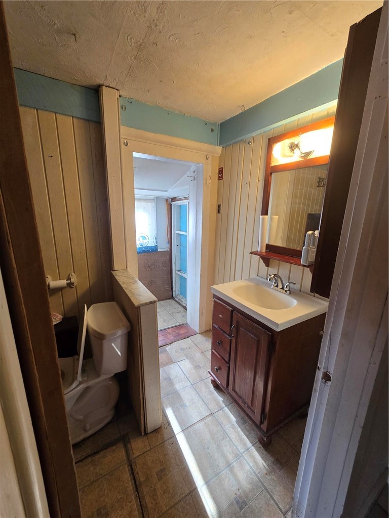 22 Oak Street Hopkinton, RI 02804 - Photo 20 of 28