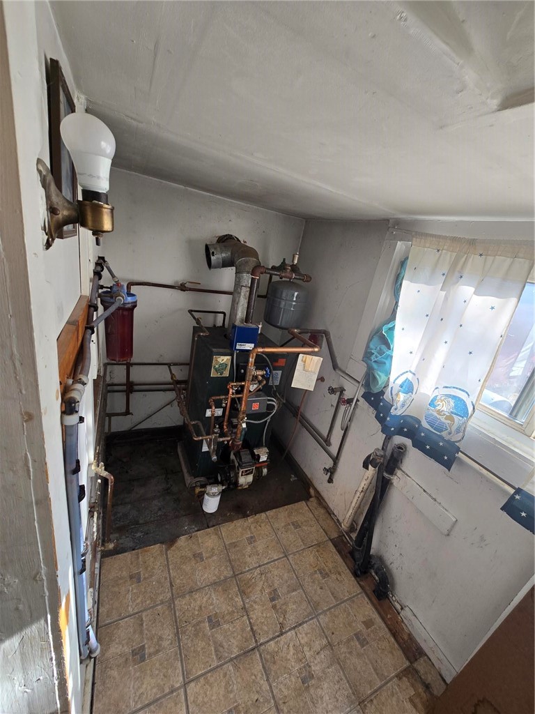 22 Oak Street Hopkinton, RI 02804 - Photo 25 of 28