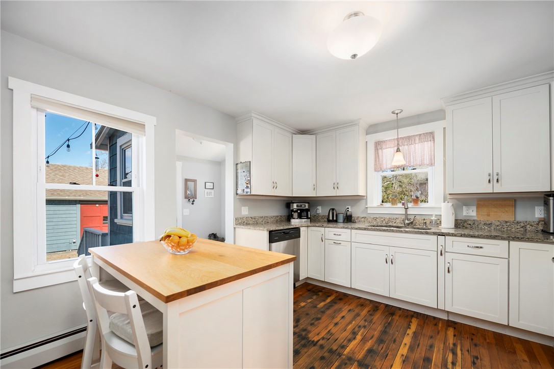 275 Usquepaugh Road South Kingstown, RI 02892 - Photo 12 of 34