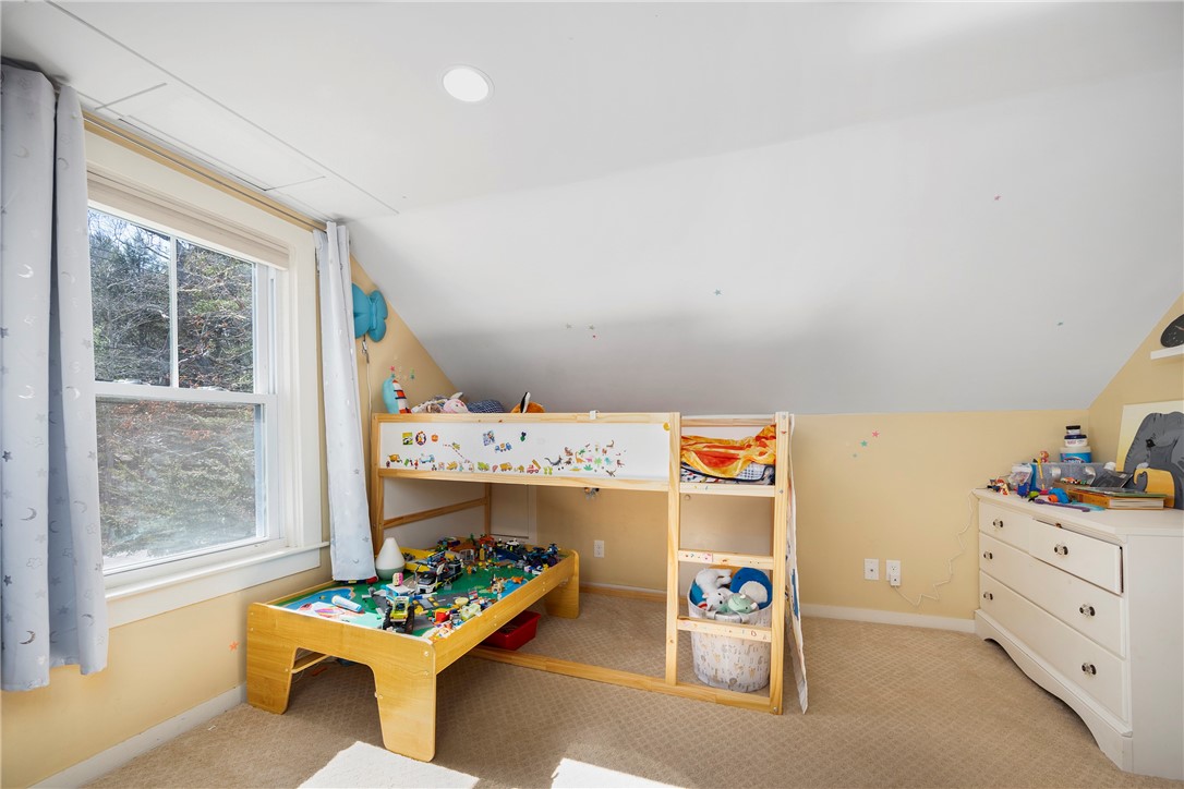 275 Usquepaugh Road South Kingstown, RI 02892 - Photo 20 of 34