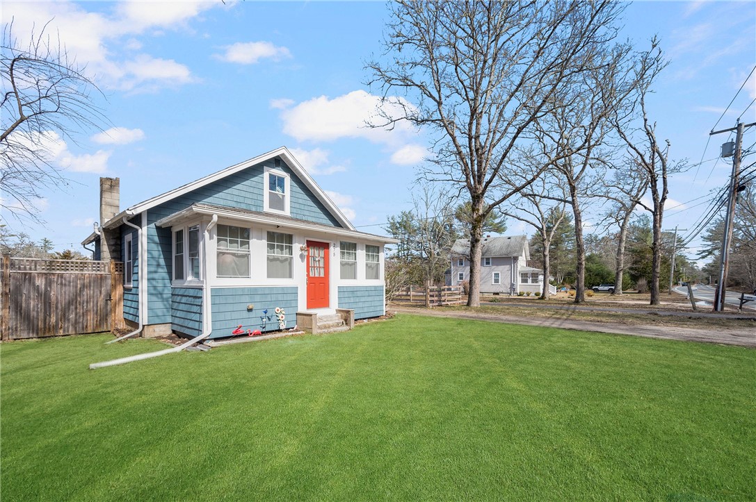 275 Usquepaugh Road South Kingstown, RI 02892 - Photo 2 of 34