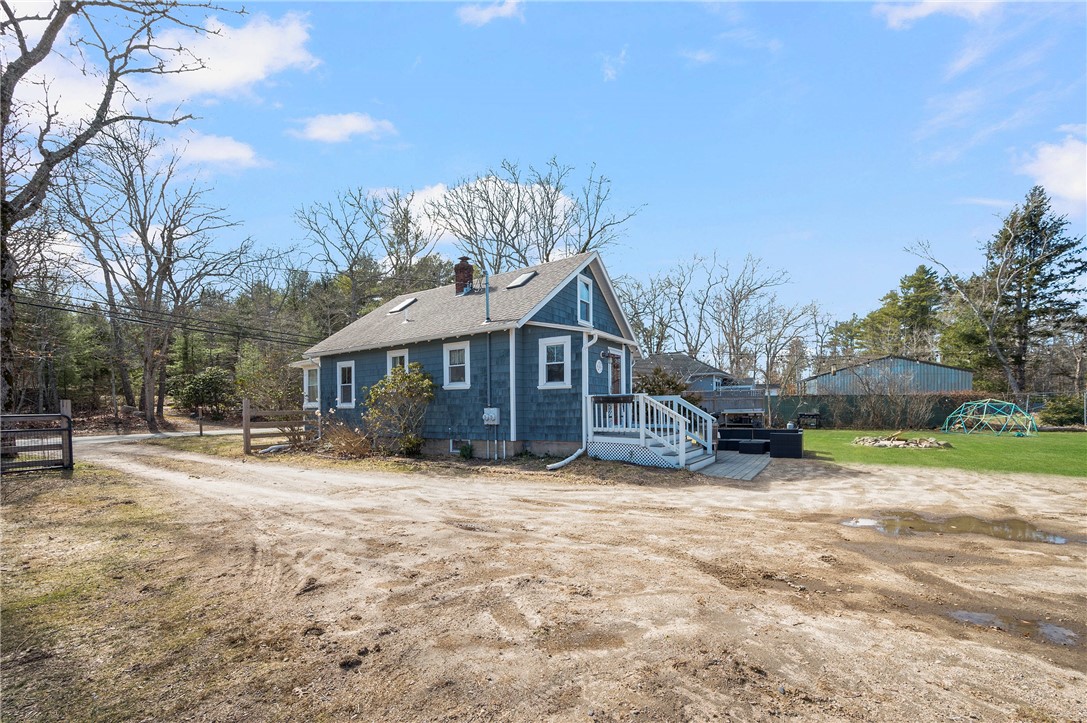 275 Usquepaugh Road South Kingstown, RI 02892 - Photo 32 of 34