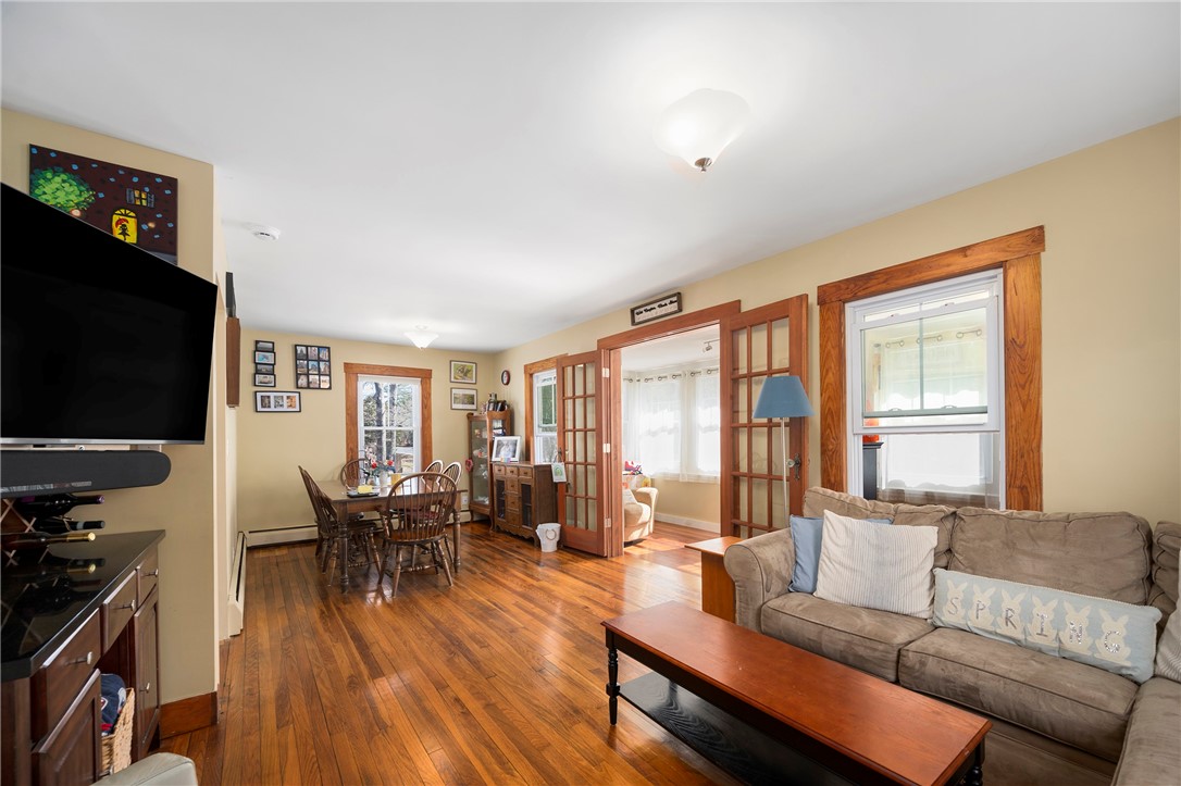 275 Usquepaugh Road South Kingstown, RI 02892 - Photo 8 of 34