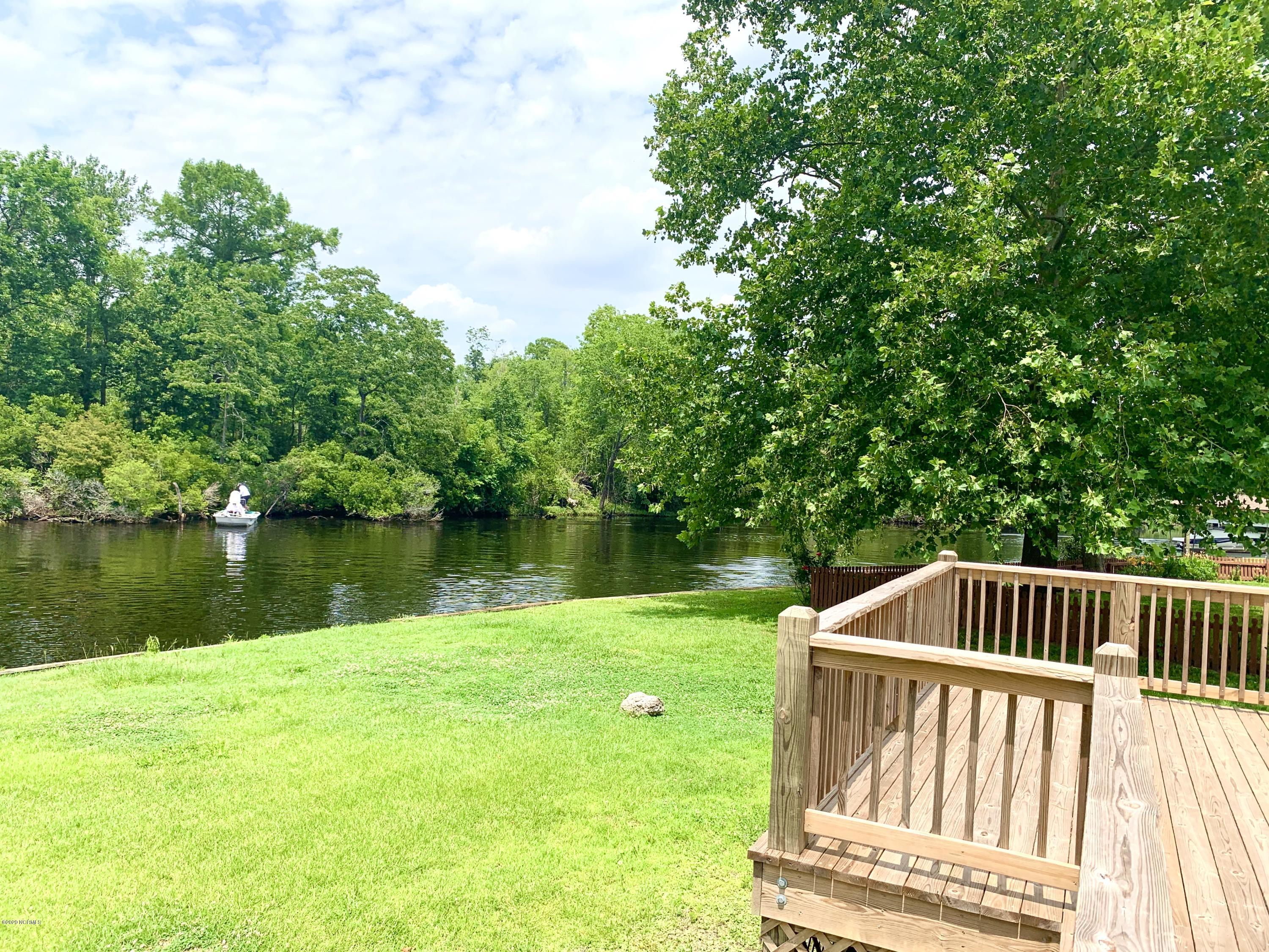 110 Raft Road New Bern, NC 28562 - Photo 14 of 18 6582A7D8-71C9-4EB9-AB44-3561D6448D25