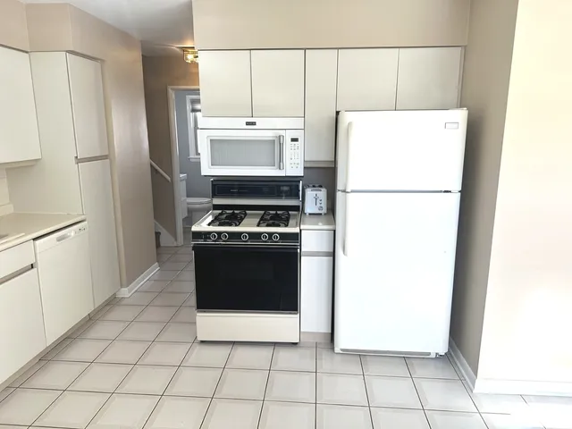 $369,000 | 1228 South Chestnut Avenue, Arlington Heights, IL 60005