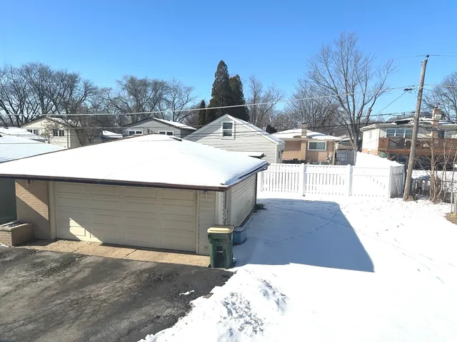 $369,000 | 1228 South Chestnut Avenue, Arlington Heights, IL 60005