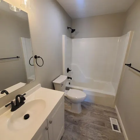 $325,000 | 3256 Garden Meadows Drive, Lawrenceburg, IN 47025