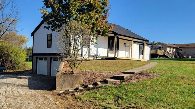 $325,000 | 3256 Garden Meadows Drive, Lawrenceburg, IN 47025