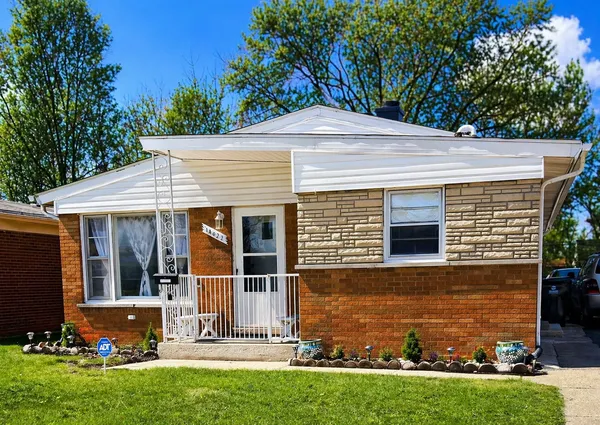 $161,900 | 14622 Wabash Avenue, Dolton, IL 60419