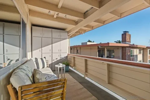 $490,000 | 6876 Hyde Park Drive, Unit G, San Diego, CA 92119