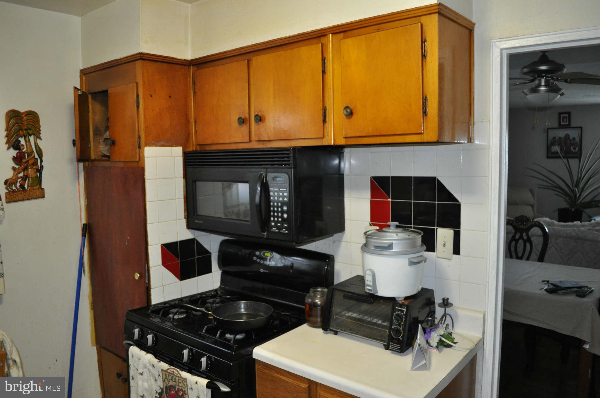8348 12th Avenue Silver Spring, MD 20903 - Photo 6 of 19 Kitchen
