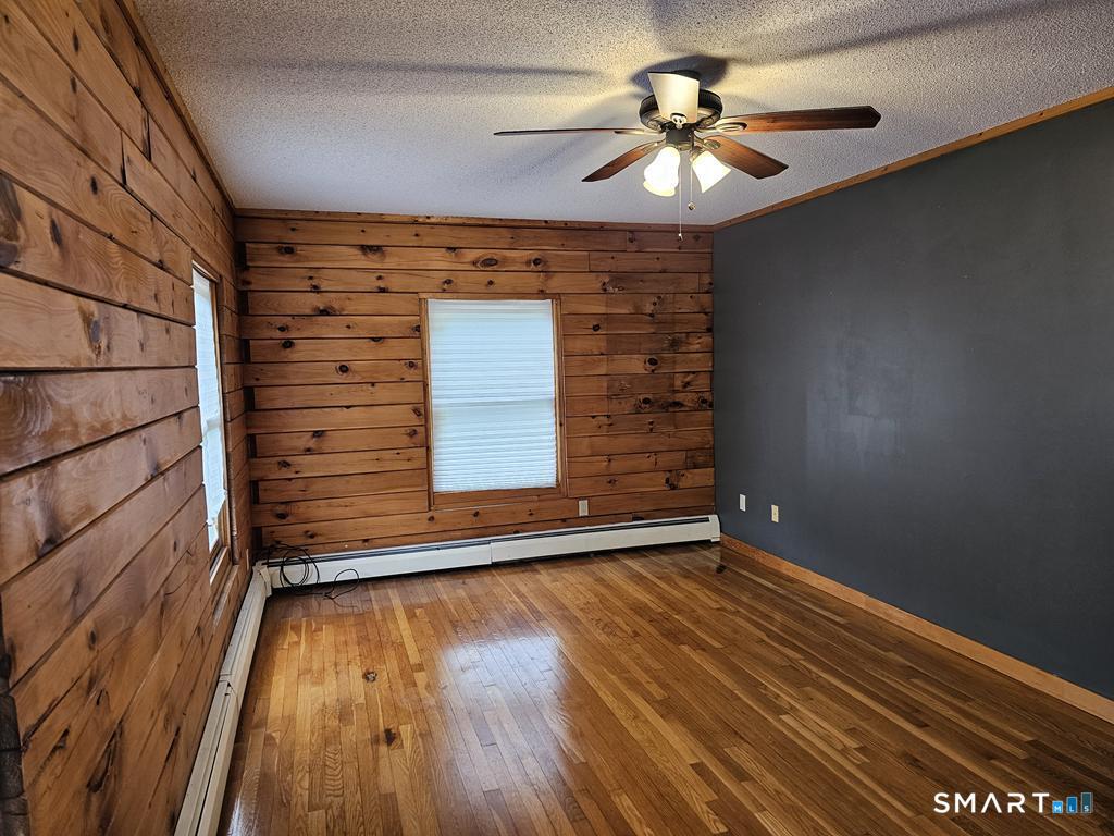 698 Leetes Island Road Branford, CT 06405 - Photo 23 of 33