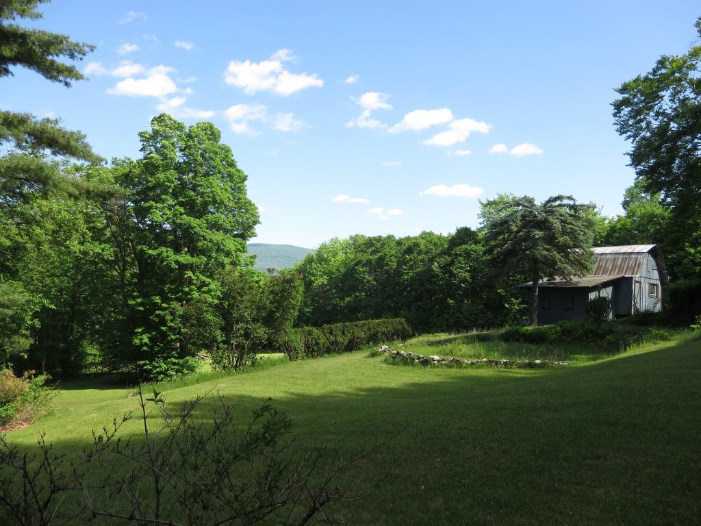 160 Valley View Road Shaftsbury, VT 05262 - Photo 8 of 36 Gallery Image 8