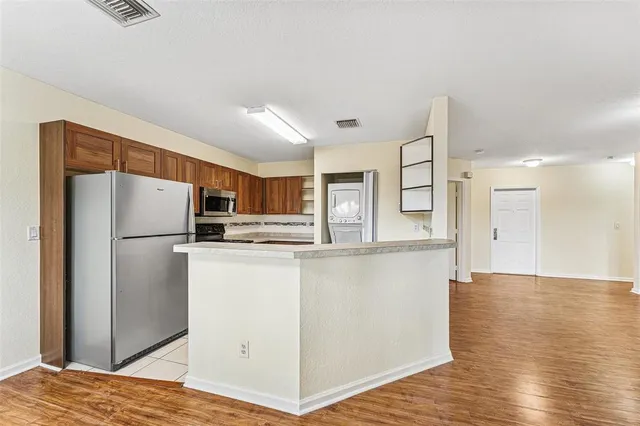 $2,400 | 8466 Northwest 40th Street, Coral Springs, FL 33065