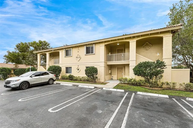 $2,400 | 8466 Northwest 40th Street, Coral Springs, FL 33065