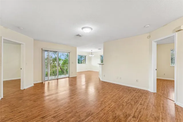 $2,400 | 8466 Northwest 40th Street, Coral Springs, FL 33065