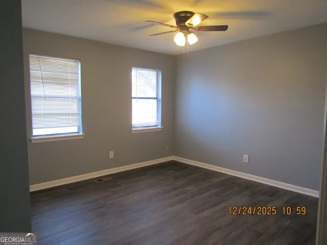 $1,300 | 1121 Windgate Circle Northwest, Conyers, GA 30012