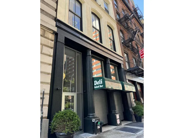 $3,290,000 | 106 Duane Street, Unit COM | TriBeCa