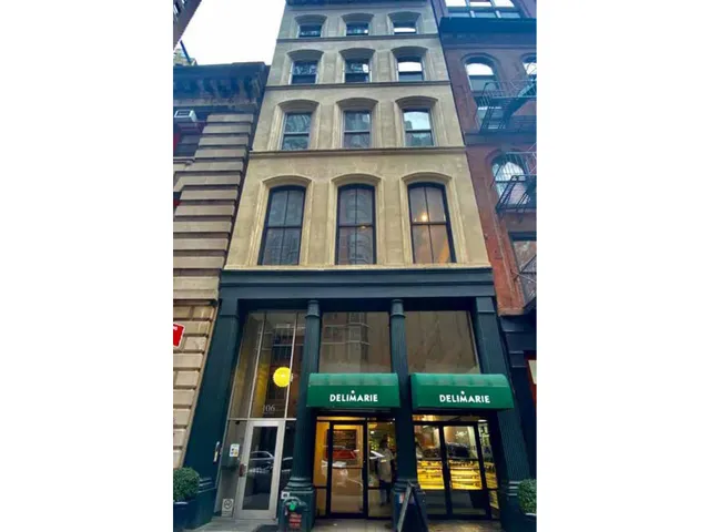 $3,290,000 | 106 Duane Street, Unit COM | TriBeCa