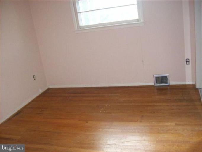 7519 Inzer Street, Unit 703 Springfield, VA 22151 - Photo 9 of 9 Bedroom #2
