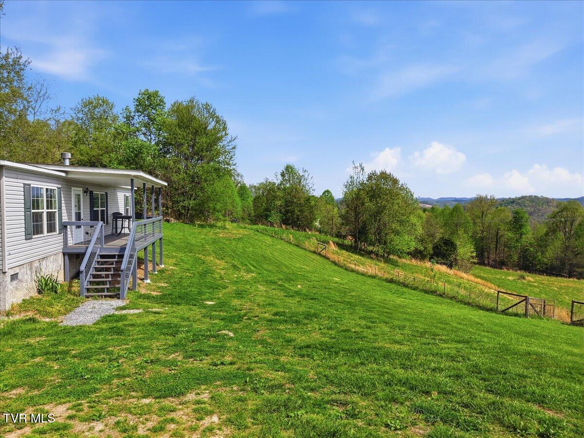 206 Prospect Road Sneedville, TN 37869 - Photo 9 of 43 09-206_Prospect_Rd_017