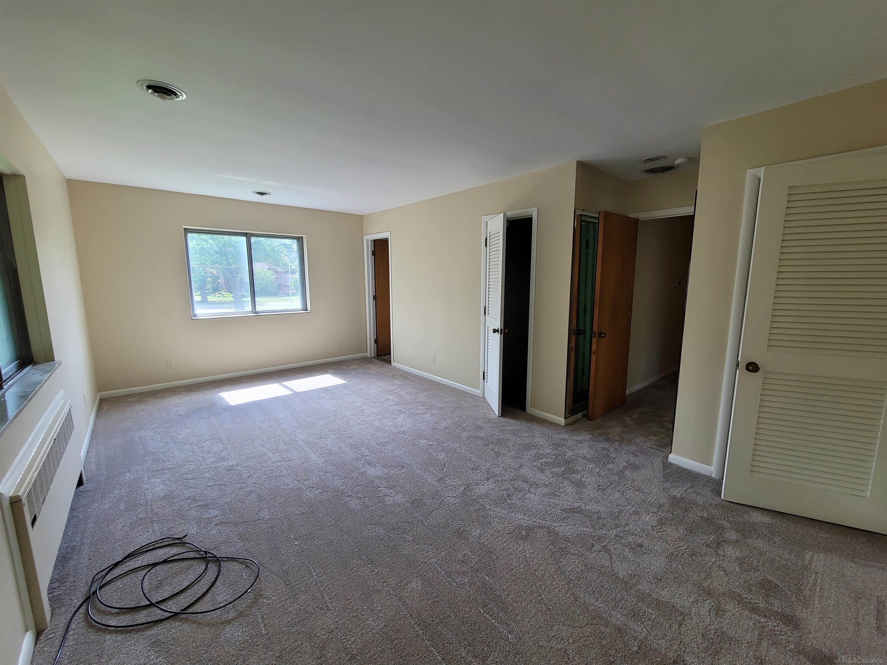 15818 Windmill Point Grosse Pointe, MI 48230 - Photo 16 of 29