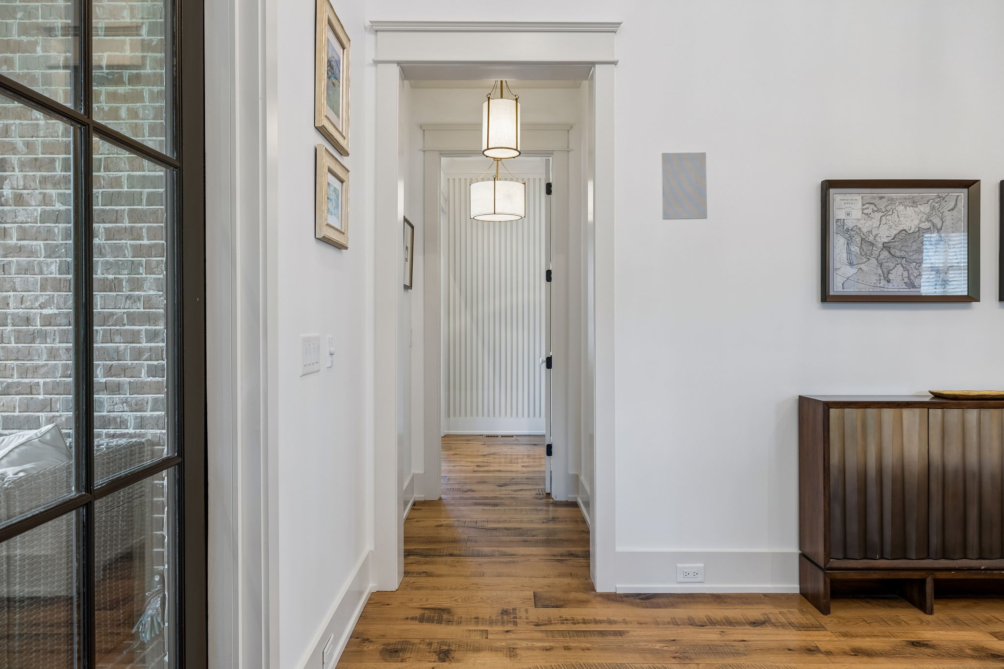 905 West 7th Street Columbia, TN 38401 - Photo 47 of 94 a view of a hallway with wooden floor and staircase