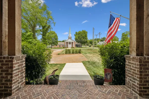 $1,399,900 | 905 West 7th Street, Columbia, TN 38401